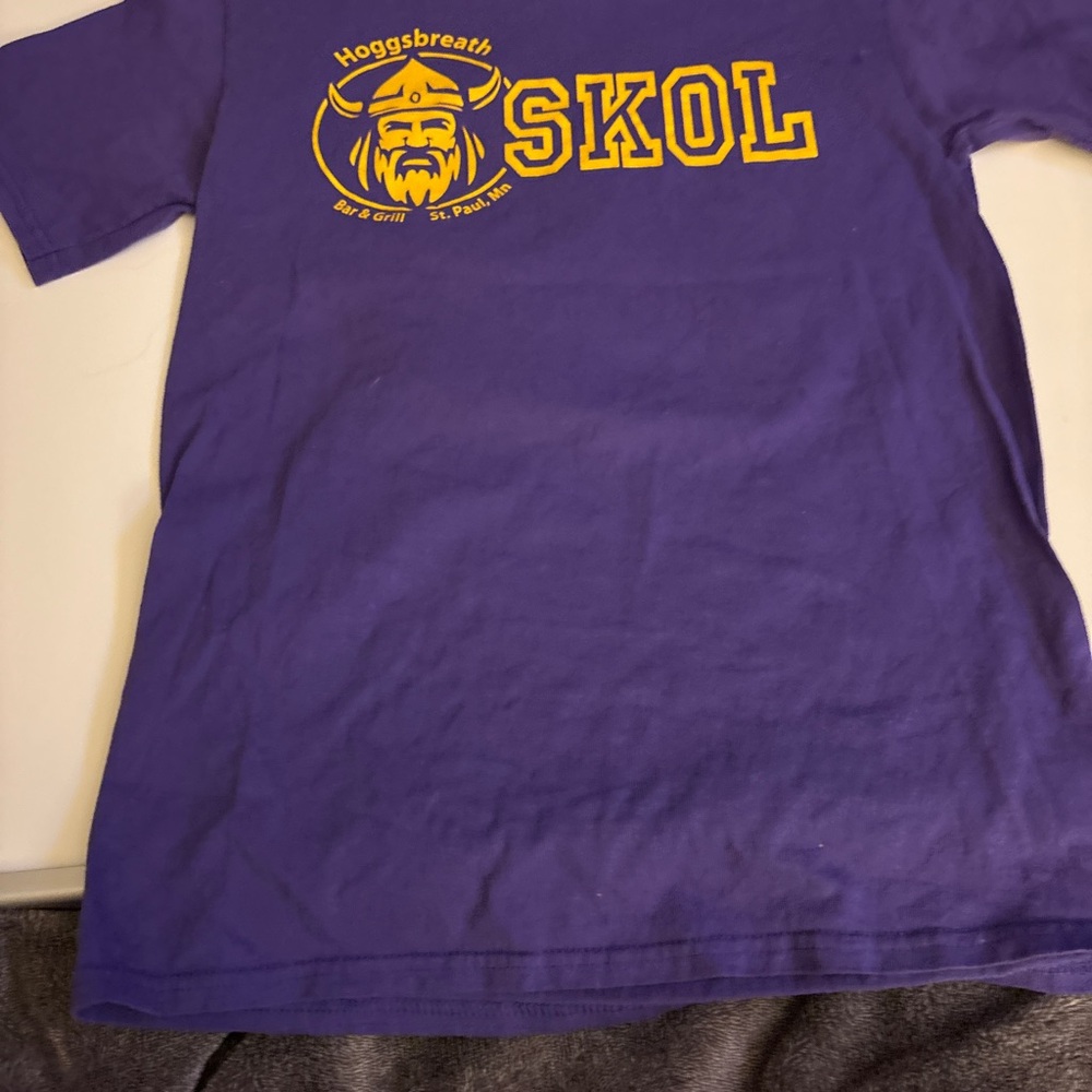 Short sleeve t